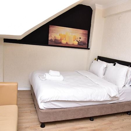 Mates Istiklal Suites Стамбул Екстер'єр фото