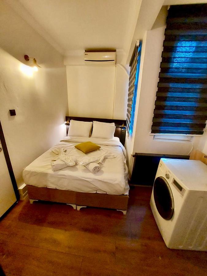 Mates Istiklal Suites Стамбул Екстер'єр фото