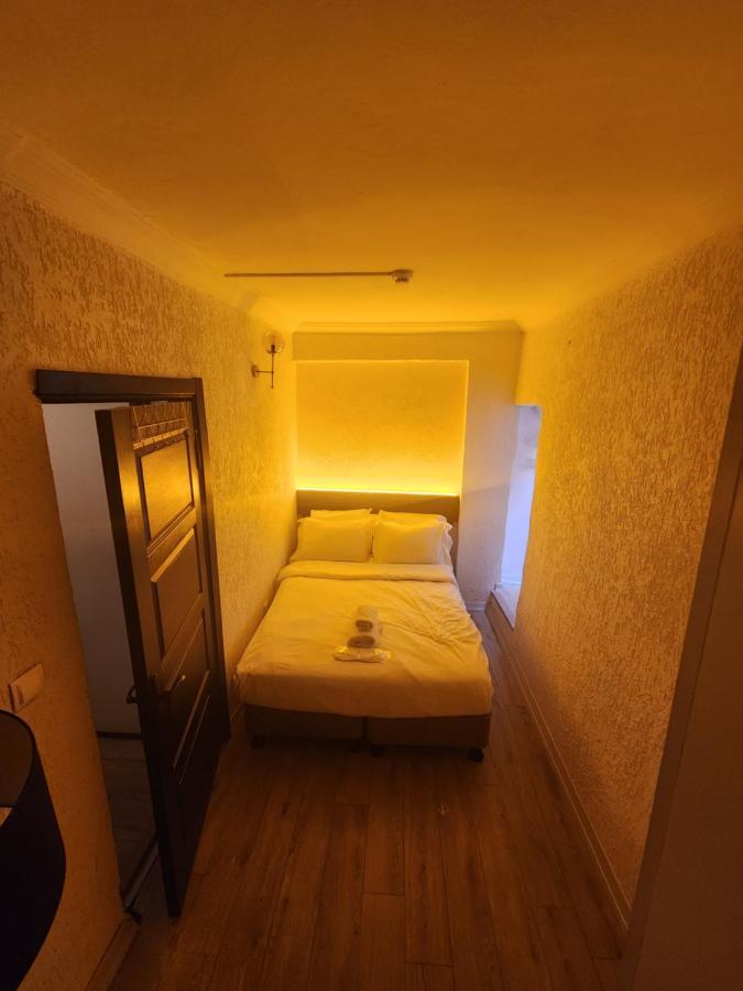Mates Istiklal Suites Стамбул Екстер'єр фото