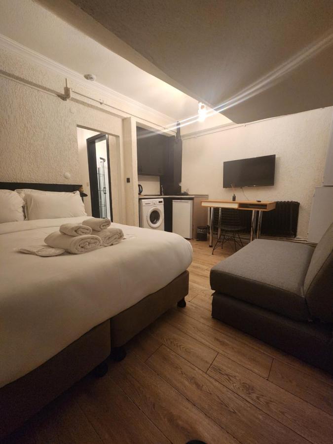 Mates Istiklal Suites Стамбул Екстер'єр фото